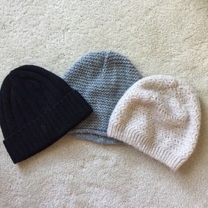 BUNDLE 3 beanies